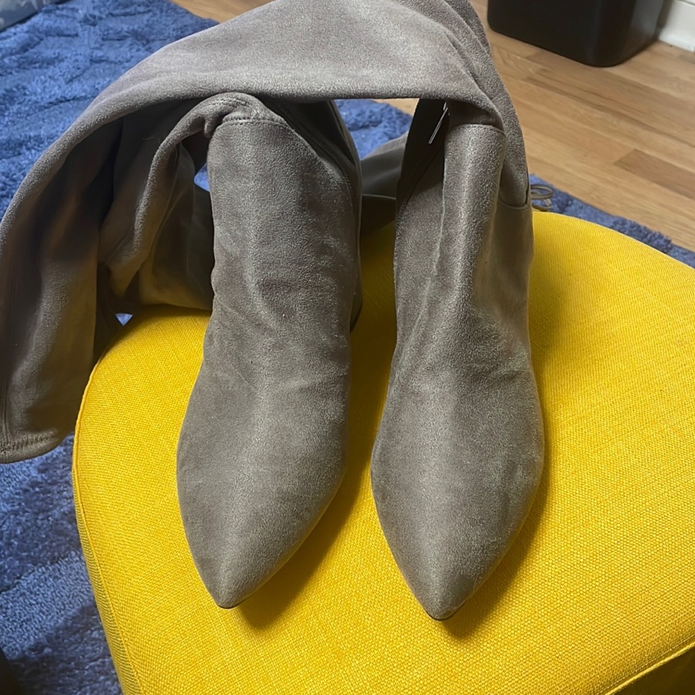 Size 11 taupe knee high boot faux suede by circus block heel, pointed toe